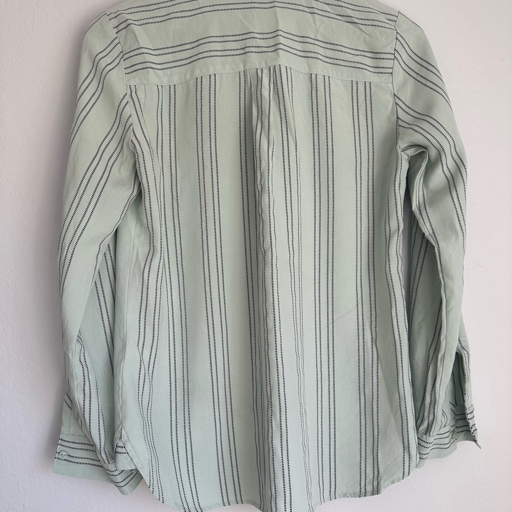 Express women’s Striped Button-Up Shirt - mint Green - Picture 2 of 5